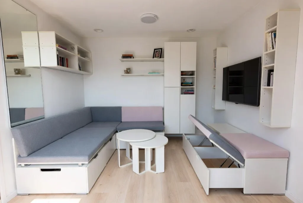 Optimize Small Living Rooms for Maximum Function