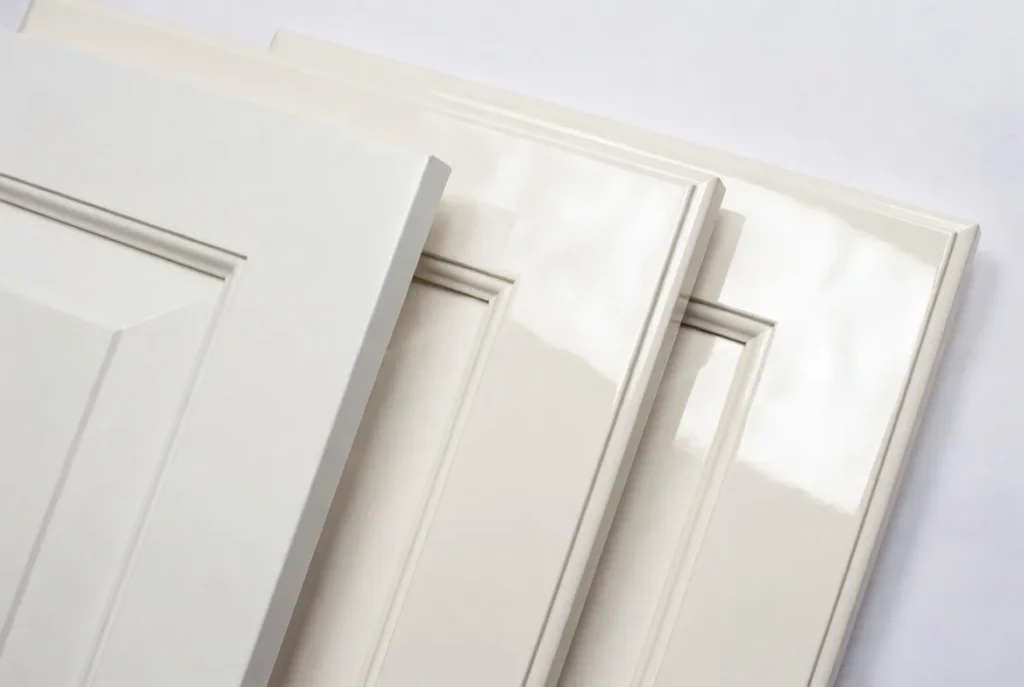 Choosing the Right Finish for Your Cabinet Color