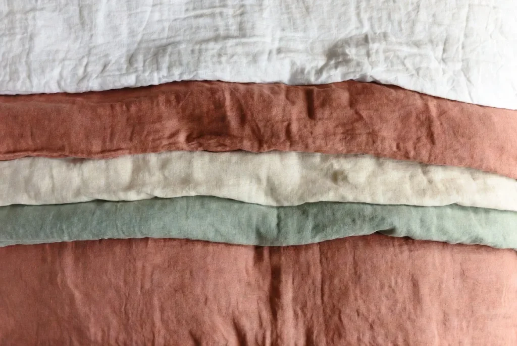 How to Layer Colors for a Genuinely Cozy Bedroom