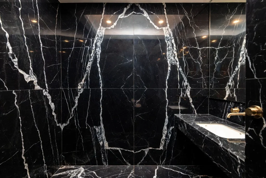 Black Marble Bathroom for Ultimate Luxury