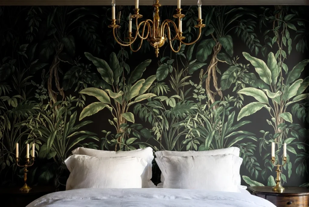 Dark and Moody Wallpaper Designs for a Dramatic Elegant Boudoir