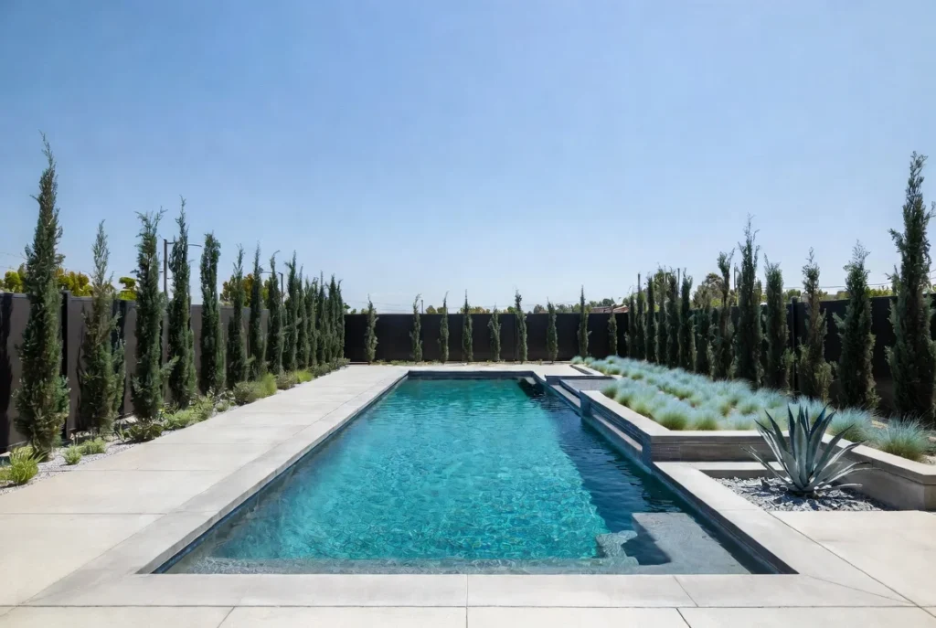 Modern Minimalist Pool Landscaping for Clean Elegant Luxury