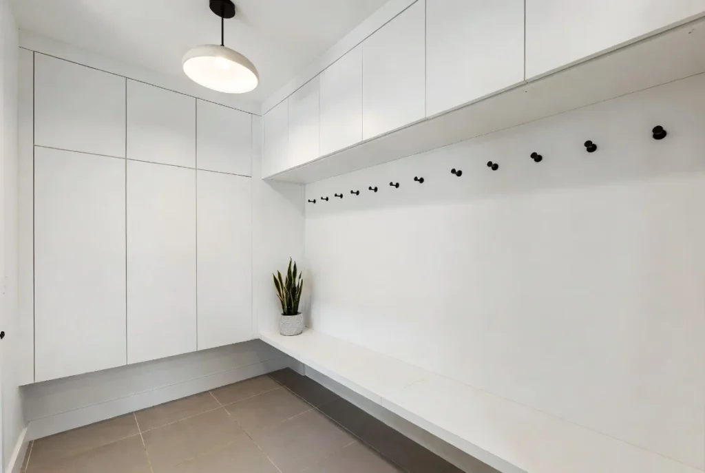 Modern Mudroom Entryway Design for Contemporary Homes